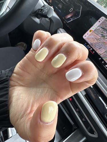 Citrus Nail Lounge
