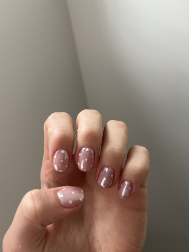 Coral Nails