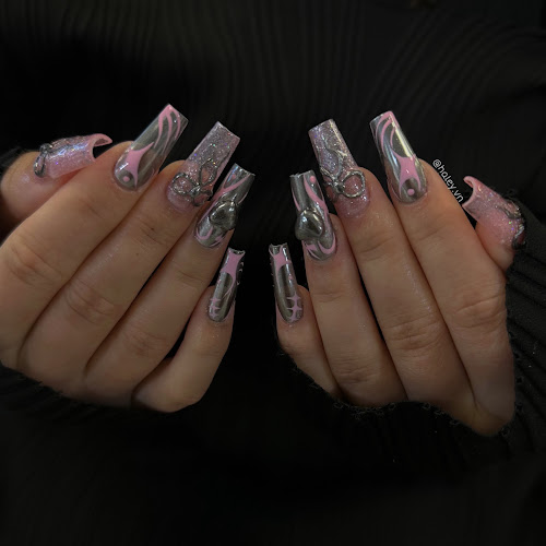 Creative Nails & Esthetics