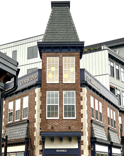 Cros. Studios Blow Dry Bar & Hair Salon