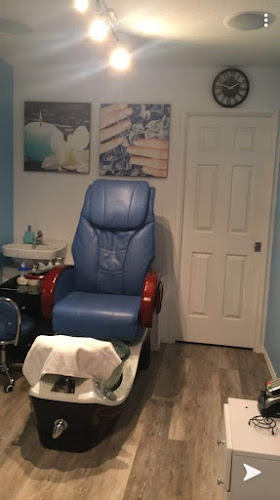 Edna's Natural Nail Spa, nail salon in Cultus Lake, British Columbia