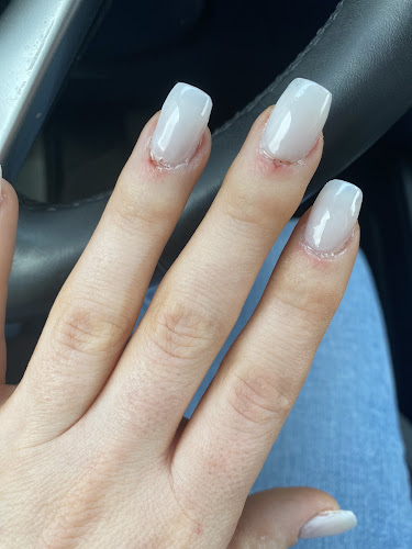 First Nails Salon