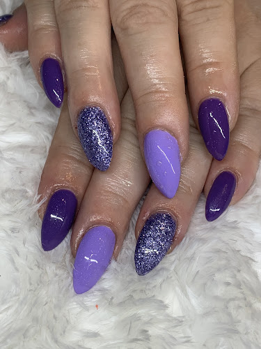 Gel Diva Nails by Jen