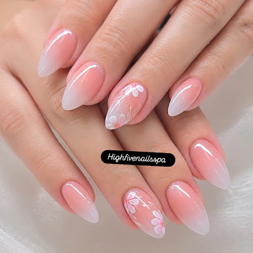 High Five Nails spa
