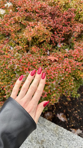 Iryna Nails Coquitlam