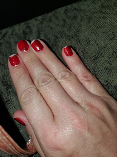 K & J Nails