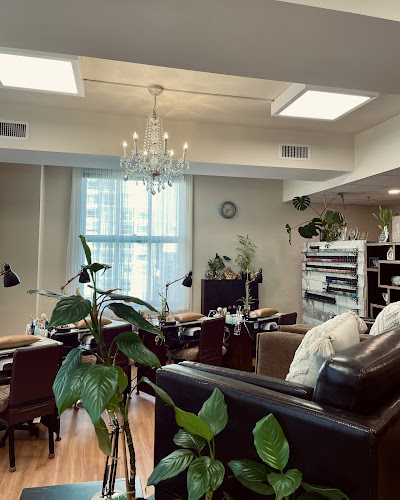 KAEN Beauty Design Studio / Nail de KAEN