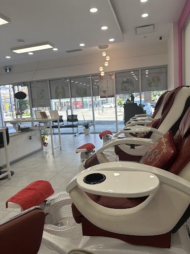 KH Silver Nail Bar & Spa
