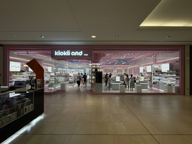 Kiokii and...