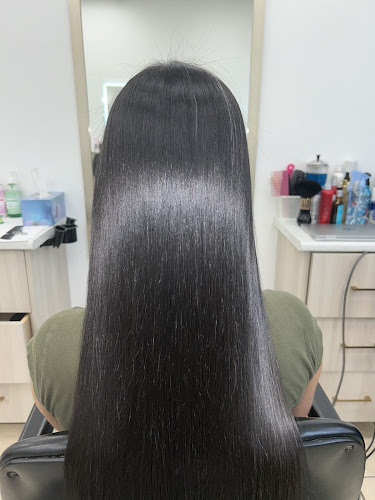 Komal Beauty Salon & Spa