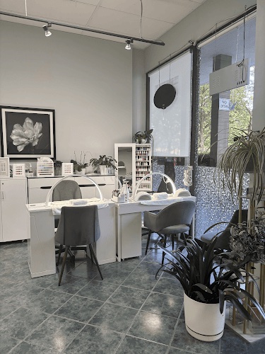 Langara Salon & Nail Spa