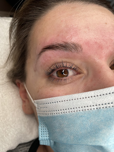 Lashed & Waxed By Cera - Lash Lifts, Eyelash Extensions, Brow Lamination, Brazilian Waxing, & Waxing/Sugaring | Port Alberni