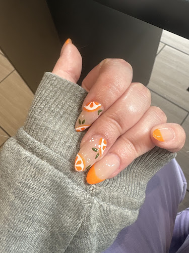 Local Beauty Lounge + Academy