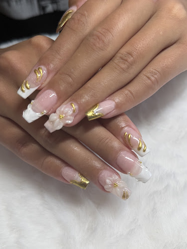 Lovely Nails Gateway
