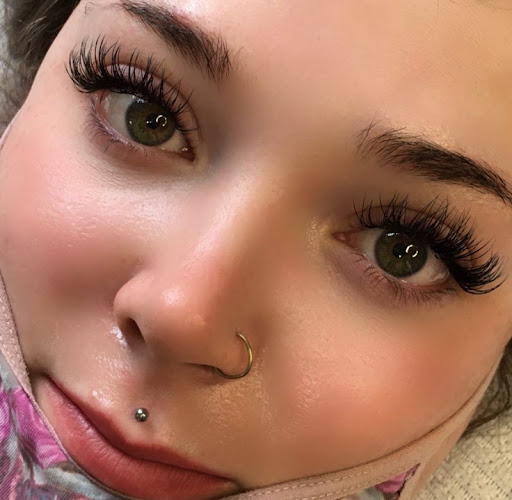 Luxurious Lashes and Training Academy