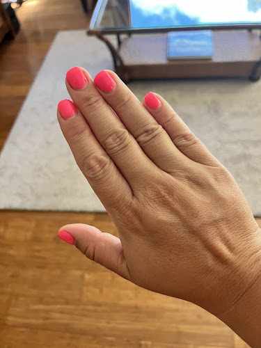 Main & Broadway Nail Salon