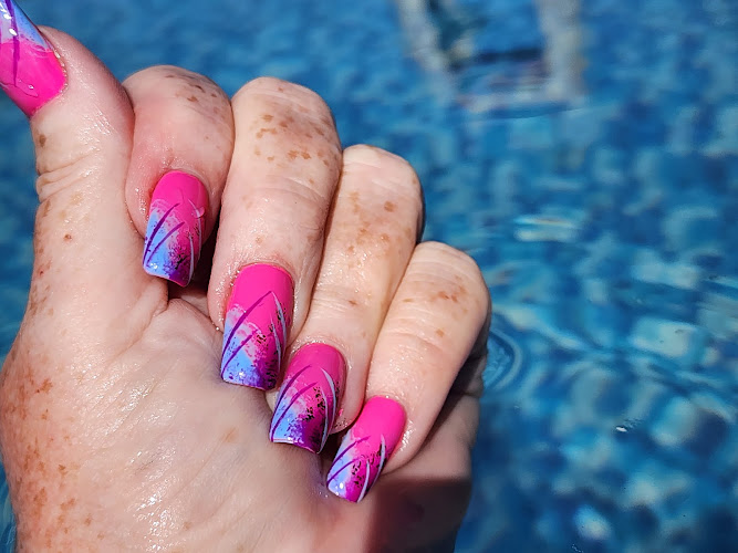 Minty Nail Salon Abbotsford