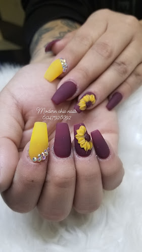 Modern Chic Nail Studio