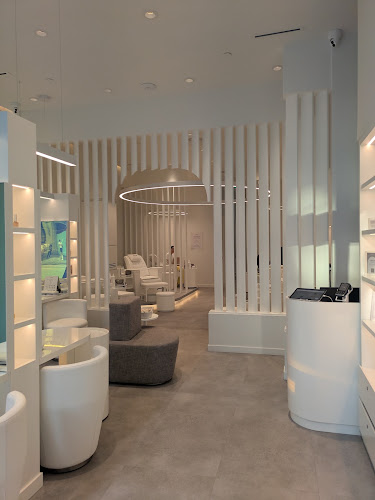 N.BAR Nail & Beauty Salon Downtown