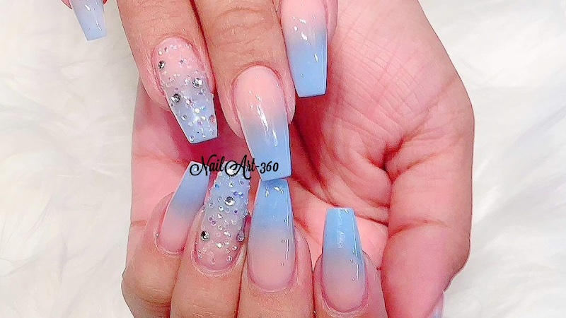 Nail Art 360 in Mayfair Mall