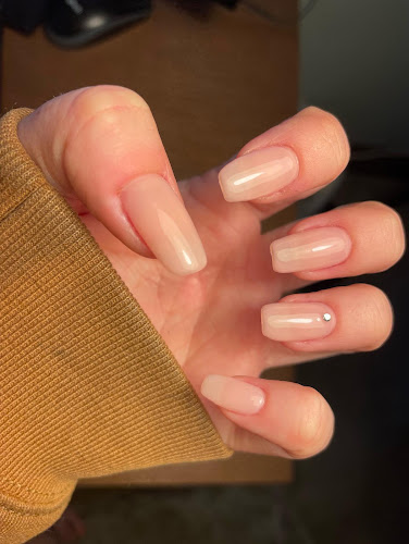 Nail Art Fernie, nail salon in Fernie, British Columbia