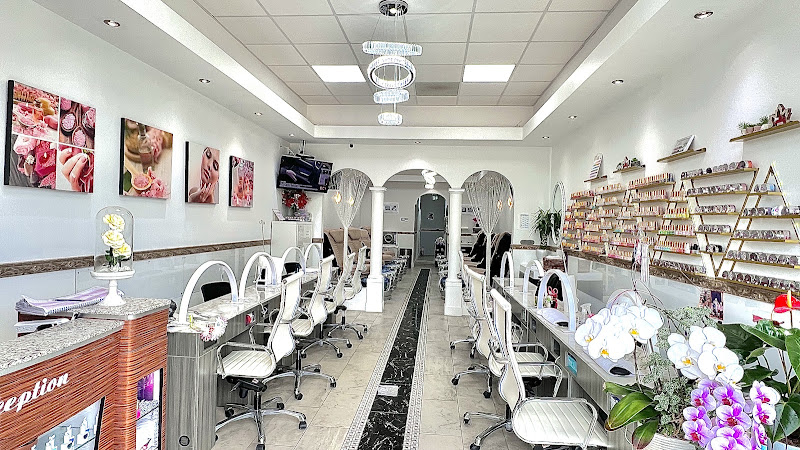 Nails 4 Life ( under new management)