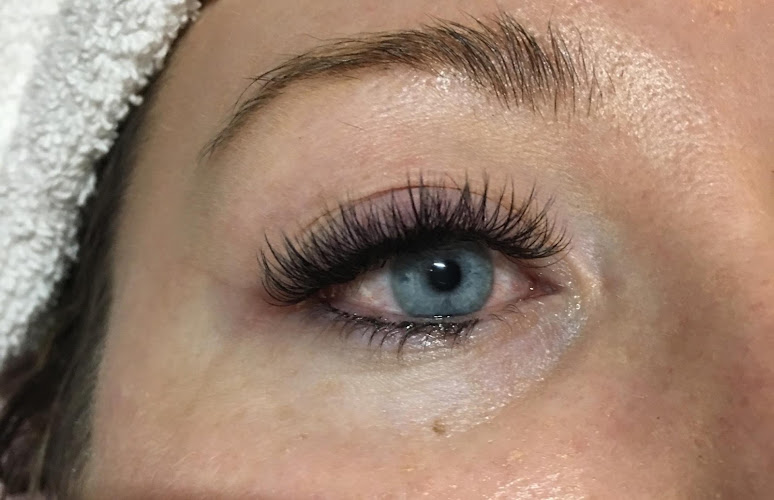 Nails & Lashes by HH