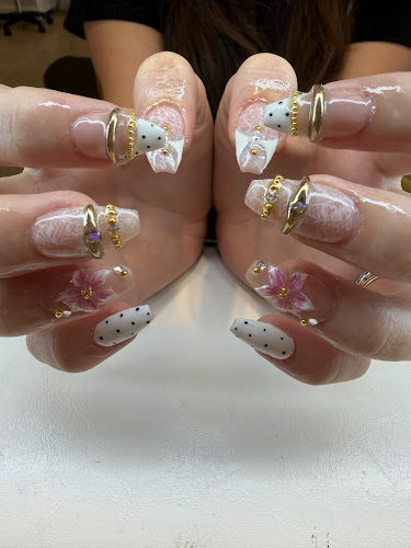 Nails with Madi