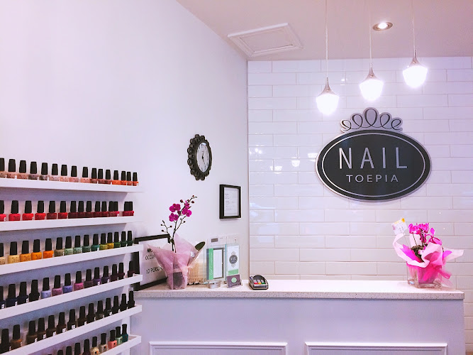 Nailtoepia