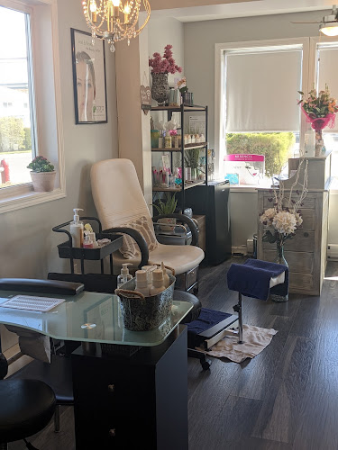 New Town Nails & Lash Studio
