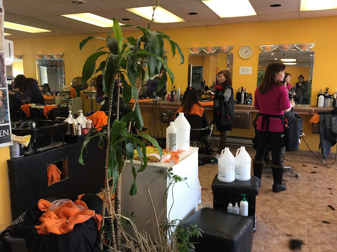 Ngoc Nga Beauty Salon