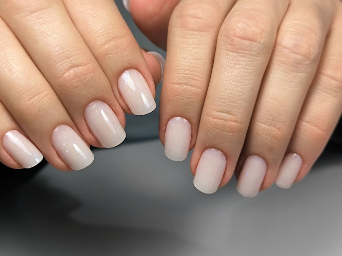 Oblaka nail salon