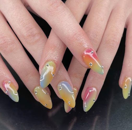 Painted Nail Lounge