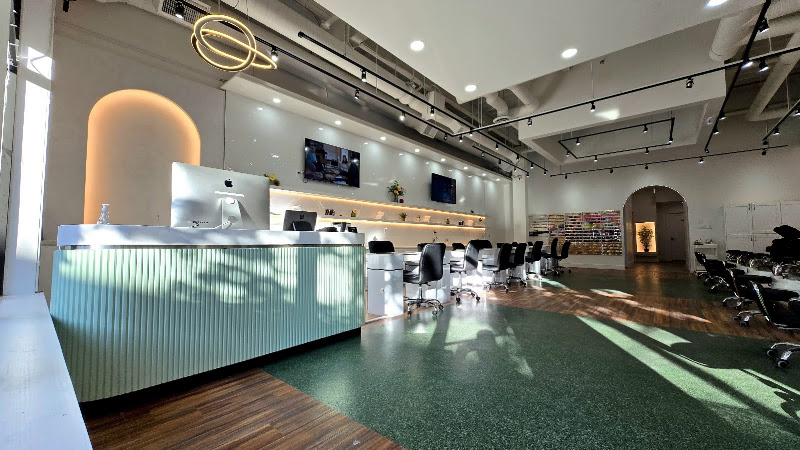 Paris nails & spa