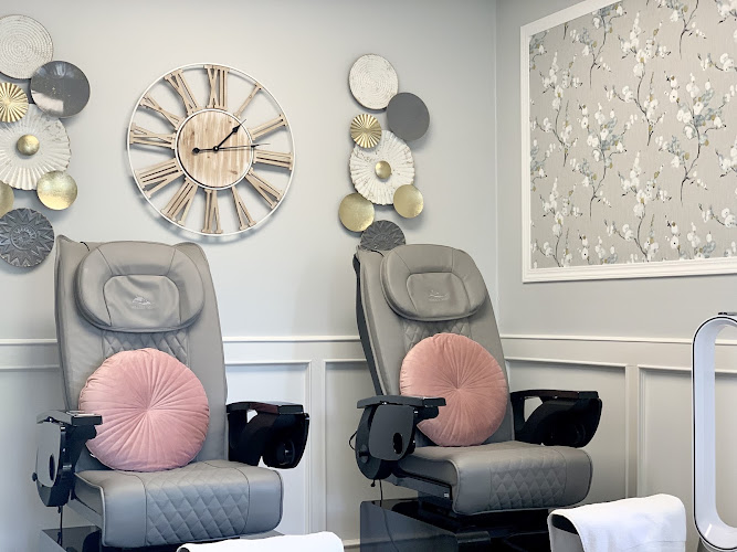 Petite Nail Spa
