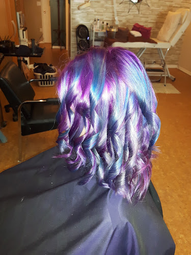 Polished 2 Perfection Beauty Studio Inc