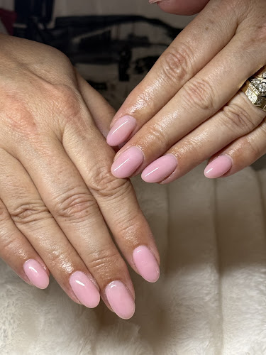 polishedby.gr