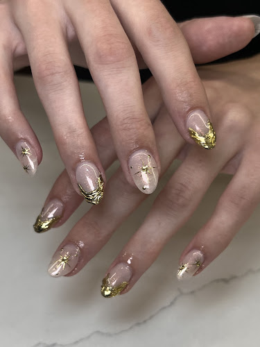 Quinn Nail Spa Hillside Centre