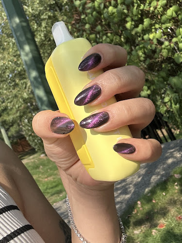 Rousha Nail Art
