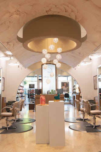 Salon Felice Uptown