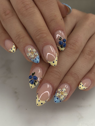Sanchi The Nail Technician