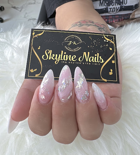 Skyline Nails