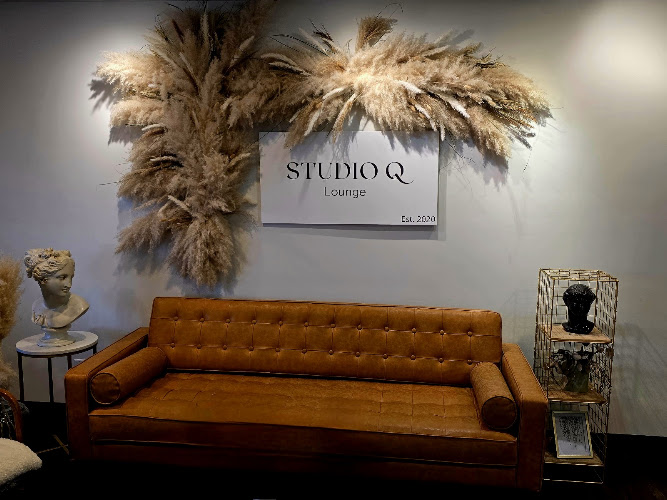 Studio Q Lounge