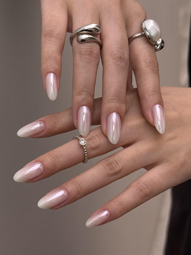 Sui Nail Boutique