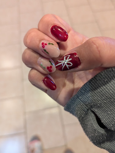 Sunny Nails, nail salon in Mission, British Columbia
