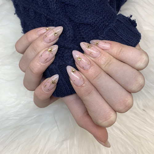 T & A Nail Salon