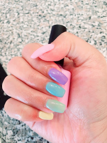 TakeCare Nails