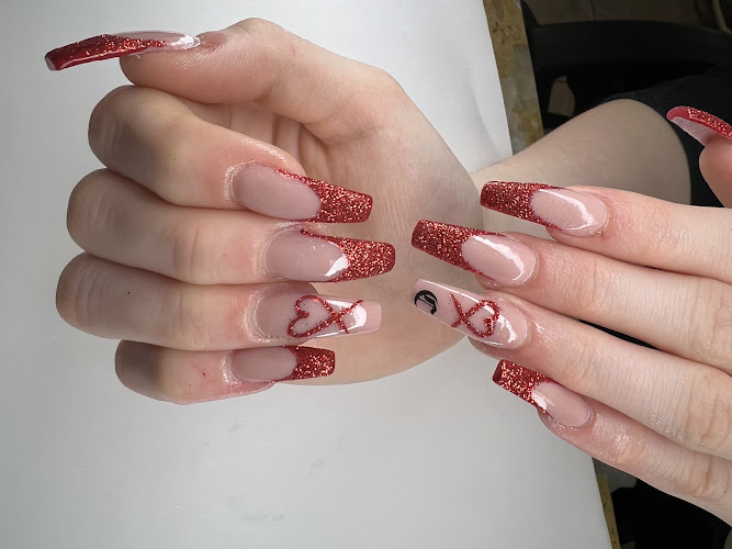 Talent Nails & Lashes