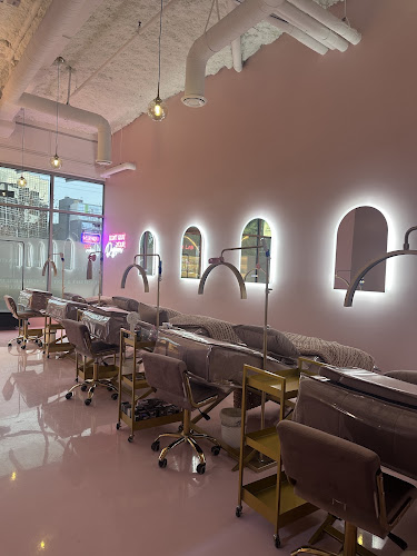 The Glam Lab.