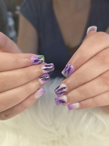 TZen Nails & Spa